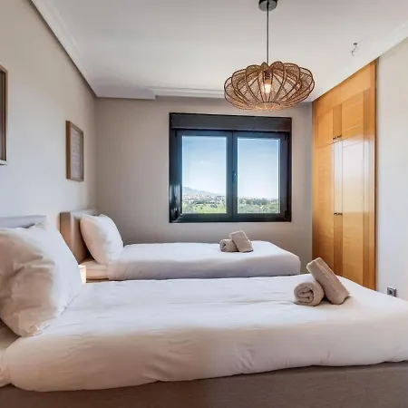 Apartment Sea View Near And Marbella - Pool And Private Parking Estepona