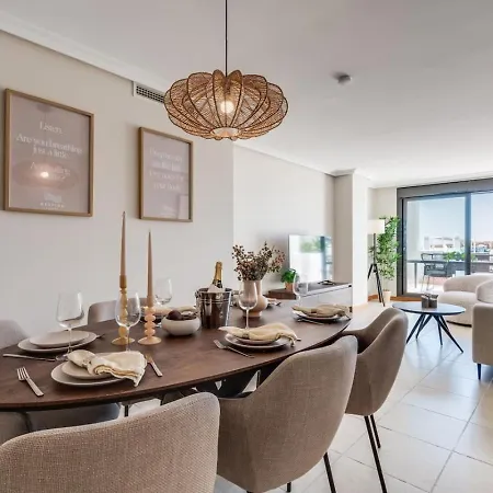 Sea View Near And Marbella - Pool And Private Parking Apartment