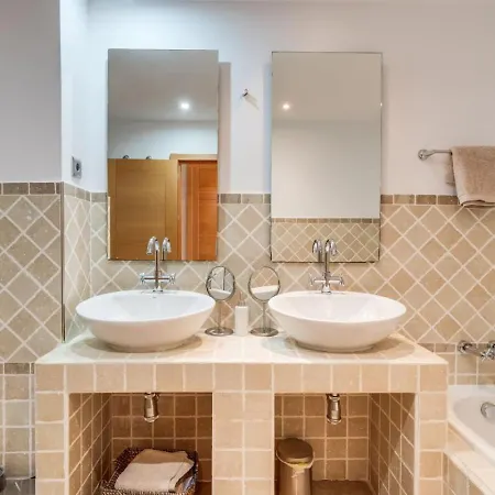 Apartamento Sea View Near And Marbella - Pool And Private Parking